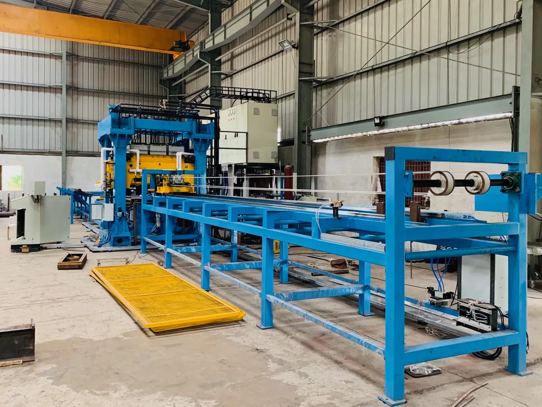 Advanced manufacturing facility with grating lines