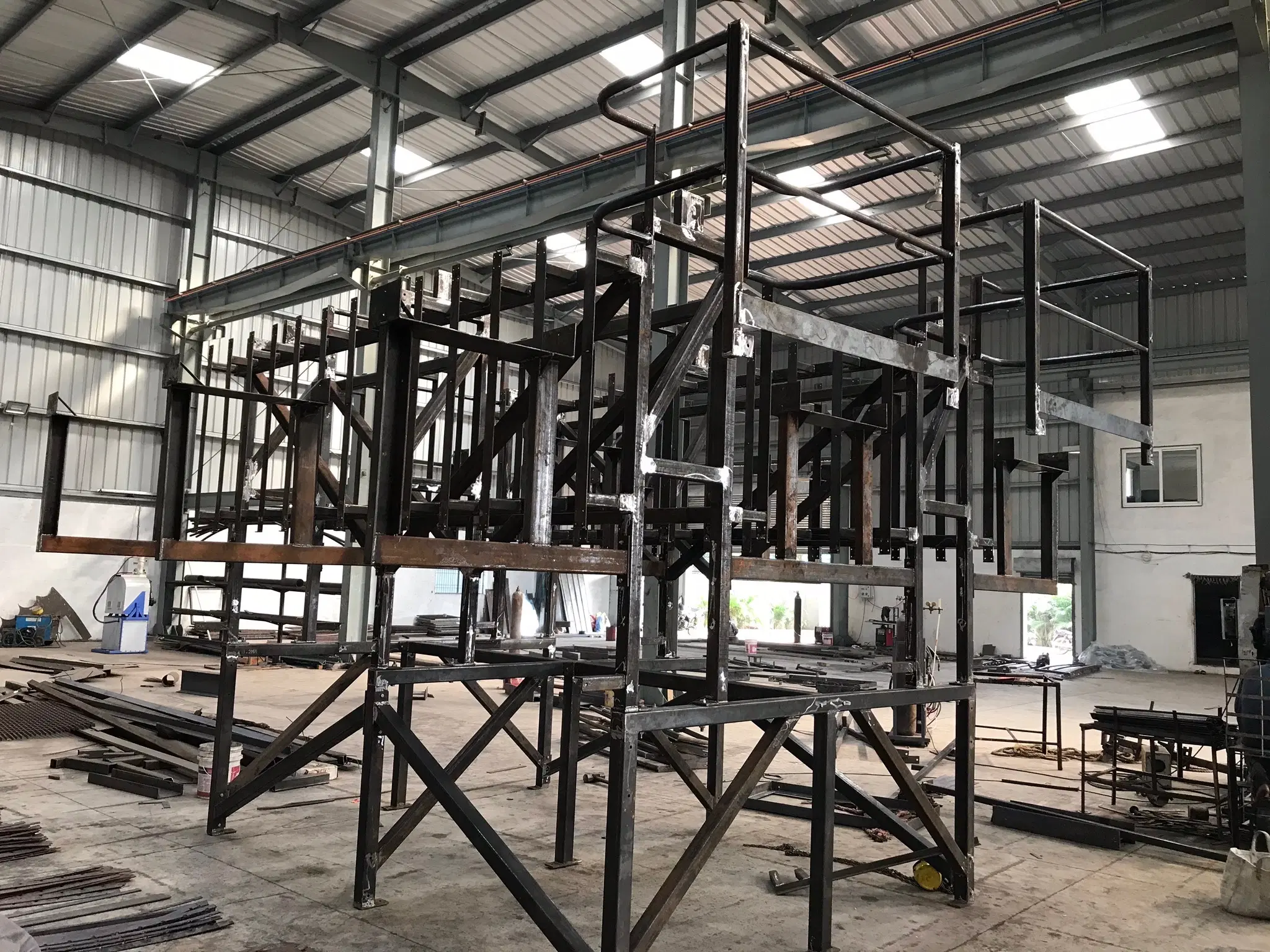 Equipment & Tank Platforms